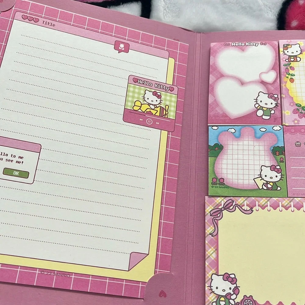 Hello Kitty Memo Book-Style Set of Sticky Notes and Stationary Pages
